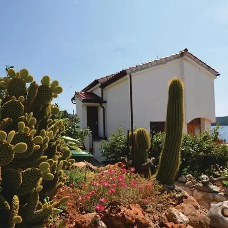 Slavko 2 Apartment *