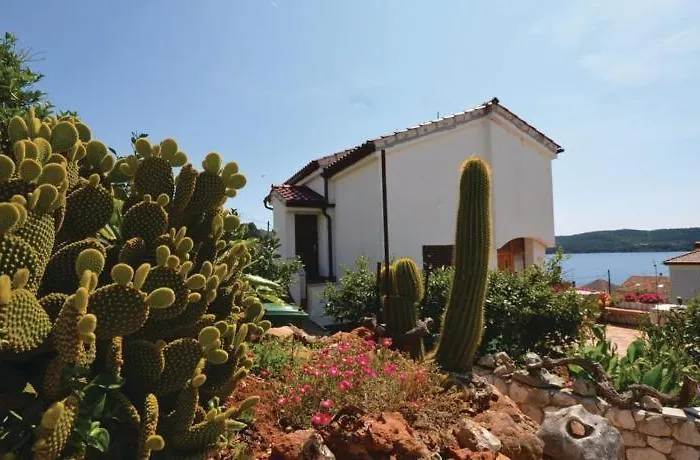 Slavko 2 Apartment *